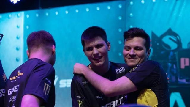 拉赫能够留 拉赫能够留