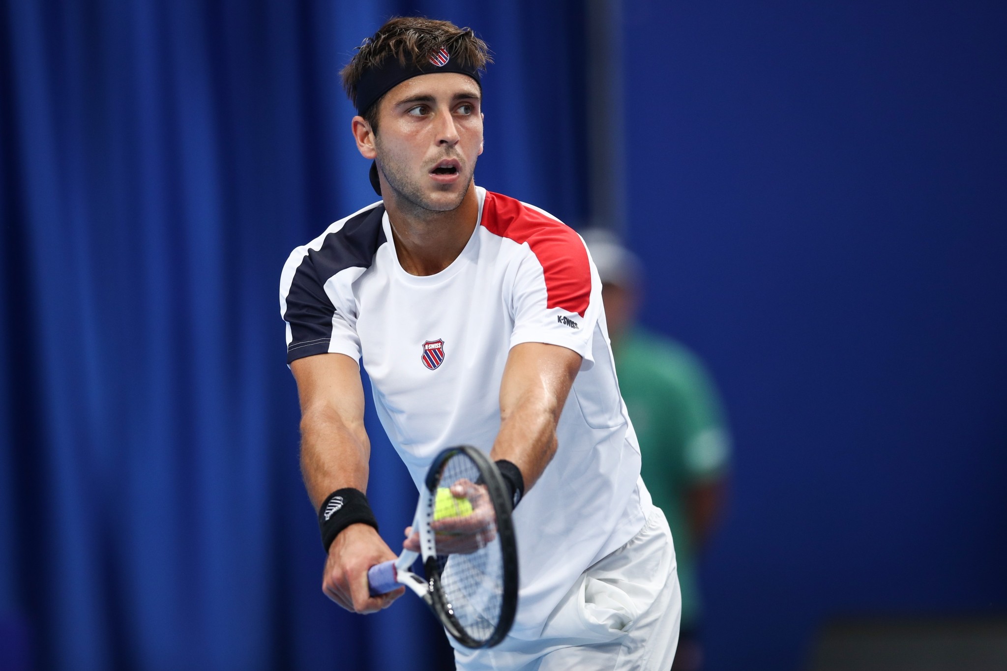 年轻化战略 年轻化战略