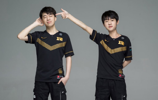 球队门将连 球队门将连